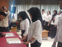 Bawaslu Kecamatan Cempaka Putih Lantik 145 Orang Pengawas Tempat Pemungutan Suara